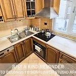 Apartamento Sunflower Tirana
